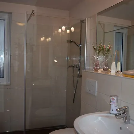 Nichtraucherferienwohnung-neckarblick Ze-2022-74-wz-118a Апартаменты *